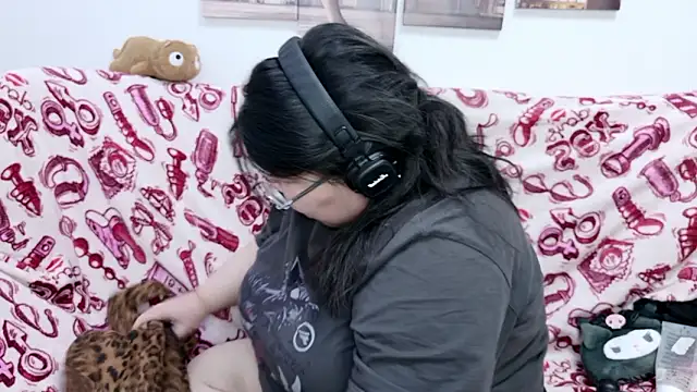 Snapshot of Nadine_asian chatting on February 25, 2026, 4:01 am Nadine asian online show from February 25, 2026, 4:01 am