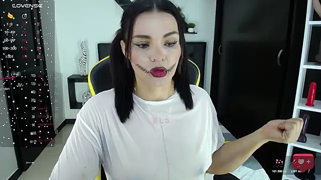 kendalladam online show from October 29, 2025, 8:08 pm