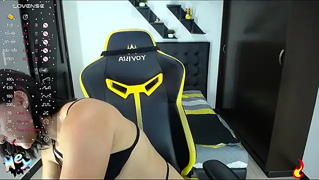 kendalladam online show from February 18, 2025, 7:52 pm