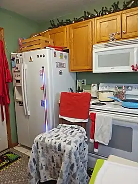 Erotic and Exotic online show from December 18, 2025, 7:40 pm