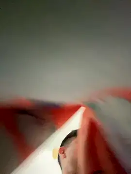 Snapshot of Magicerosxx69 chatting on October 4, 2025, 2:02 am Magicerosxx69 online show from October 4, 2025, 2:02 am