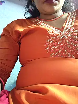 Snapshot of Ritasingh-0461 chatting on August 4, 2026, 6:01 pm Ritasingh-0461 online show from August 4, 2026, 6:01 pm
