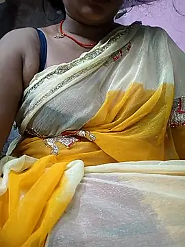 Snapshot of Ritasingh-0461 chatting on August 6, 2026, 1:33 am Ritasingh-0461 online show from August 6, 2026, 1:33 am