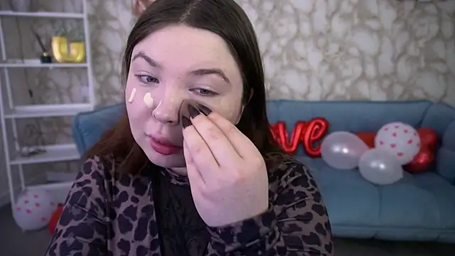 RosieMoons online show from February 10, 2026, 8:19 pm