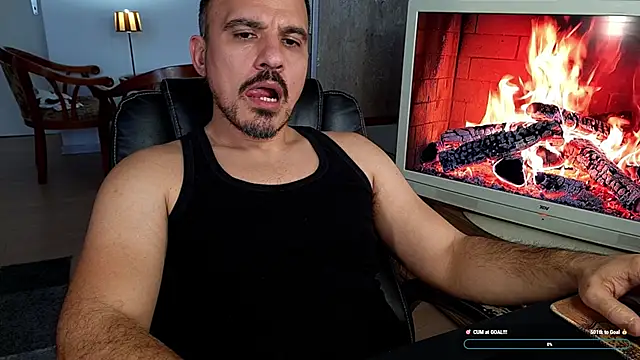 Snapshot of officeman7 chatting on February 22, 2026, 3:35 pm officeman7 online show from February 22, 2026, 3:35 pm