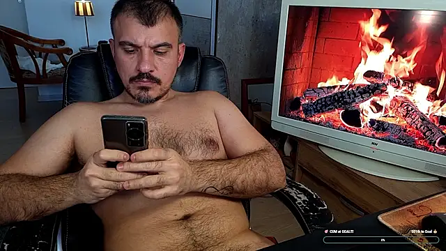 Snapshot of officeman7 chatting on February 25, 2026, 3:45 pm officeman7 online show from February 25, 2026, 3:45 pm