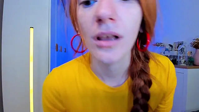 Aliceginger99 online show from July 8, 2026, 1:23 pm