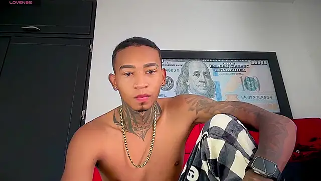 sexy blacks  online show from June 6, 2026, 12:21 pm