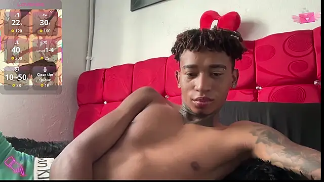 sexy blacks  online show from October 21, 2025, 1:10 pm