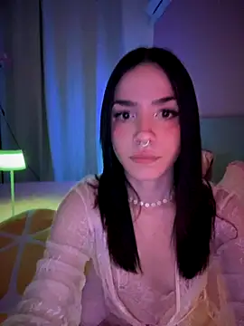 ShannonShanny online show from October 6, 2025, 3:57 pm