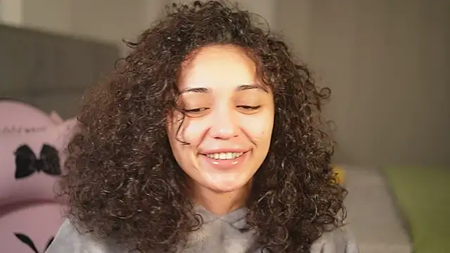 Moan4u online show from February 18, 2025, 2:05 am