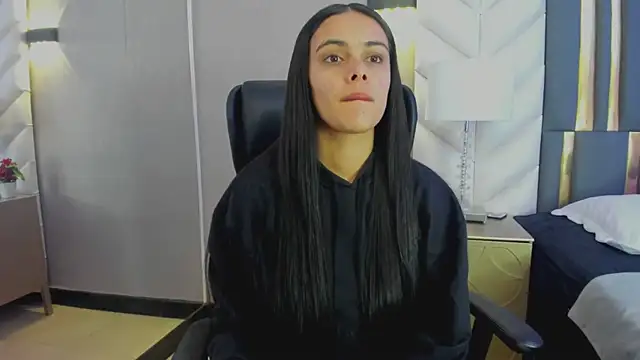 ChloeHarper  online show from March 20, 2026, 11:44 am