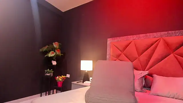 Snapshot of mia_milff chatting on January 13, 2026, 7:18 pm mia milff online show from January 13, 2026, 7:18 pm