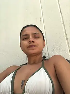Snapshot of Gia_Mazzon chatting on May 22, 2026, 6:06 pm Gia Mazzon online show from May 22, 2026, 6:06 pm