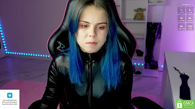 Latex Kitty online show from November 9, 2025, 3:49 pm