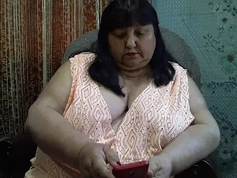 Snapshot of Nezsbudka chatting on June 1, 2026, 8:58 am Nezsbudka online show from June 1, 2026, 8:58 am