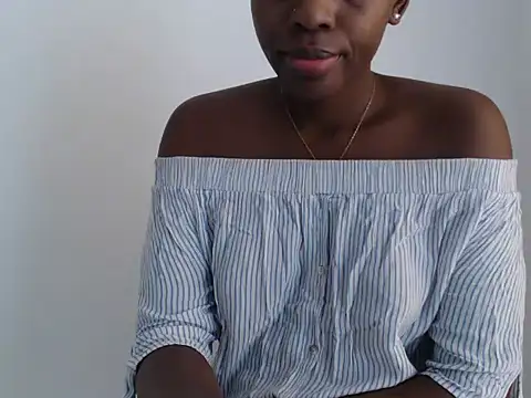 Snapshot of black___ghodess chatting on September 17, 2025, 7:43 am black   ghodess online show from September 17, 2025, 7:43 am