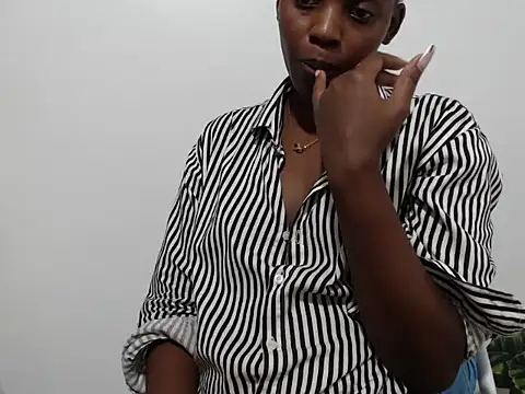 Snapshot of black___ghodess chatting on October 29, 2025, 5:12 pm black   ghodess online show from October 29, 2025, 5:12 pm