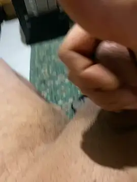 azginnn35 online show from November 28, 2025, 12:44 am