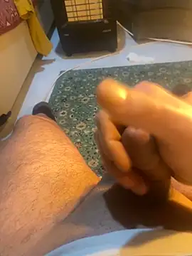 azginnn35 online show from February 12, 2026, 11:59 pm