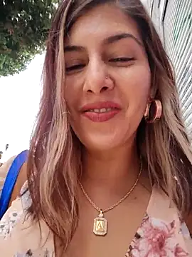 scarlett moore online show from February 22, 2026, 4:52 pm