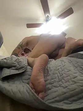 Snapshot of jess2fuck chatting on November 14, 2025, 9:24 am jess2fuck online show from November 14, 2025, 9:24 am