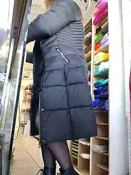 Mia Novikov online show from January 20, 2025, 5:37 pm