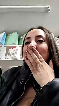 Mia Novikov online show from January 13, 2025, 2:50 am