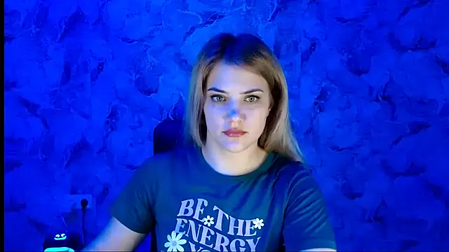 Snapshot of nika_gold1 chatting on February 25, 2026, 2:06 pm nika gold1 online show from February 25, 2026, 2:06 pm