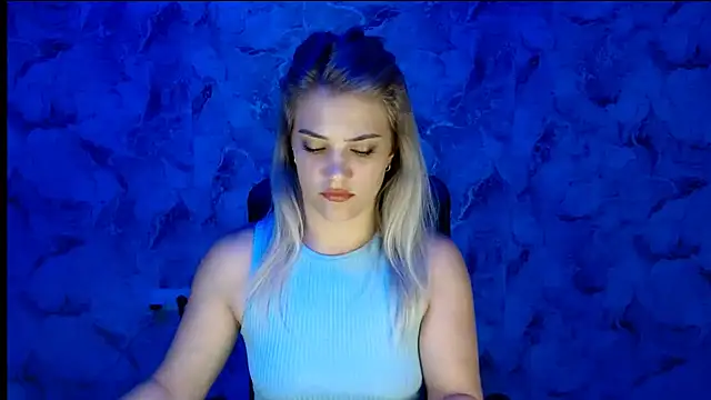 Snapshot of nika_gold1 chatting on September 13, 2025, 6:19 pm nika gold1 online show from September 13, 2025, 6:19 pm