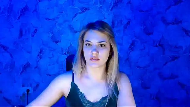 Snapshot of nika_gold1 chatting on March 11, 2026, 9:09 pm nika gold1 online show from March 11, 2026, 9:09 pm