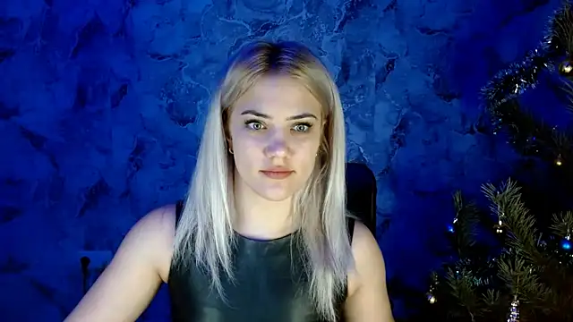 Snapshot of nika_gold1 chatting on January 14, 2025, 12:45 pm nika gold1 online show from January 14, 2025, 12:45 pm