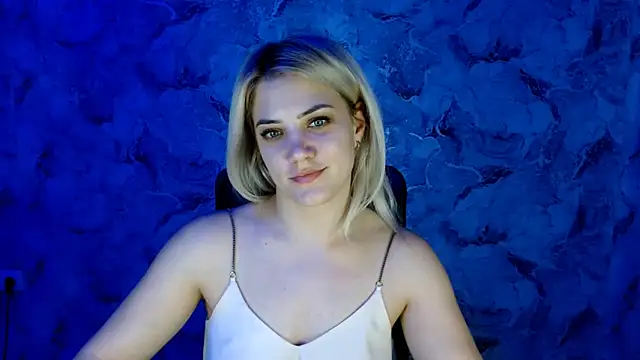 Snapshot of nika_gold1 chatting on December 15, 2024, 6:26 pm nika gold1 online show from December 15, 2024, 6:26 pm