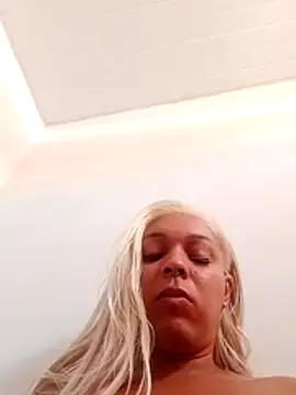transgirl26 online show from July 7, 2026, 1:47 pm