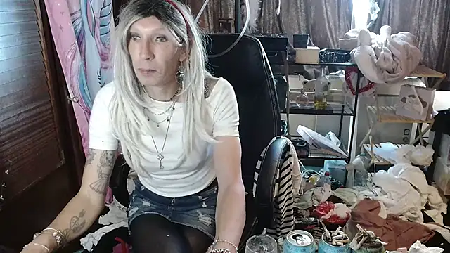 Ombeline1 online show from October 9, 2025, 9:21 am