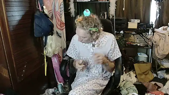 Ombeline1 online show from November 29, 2025, 8:03 am