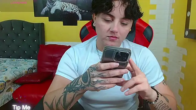 isabeautyx19 online show from March 7, 2026, 3:57 am