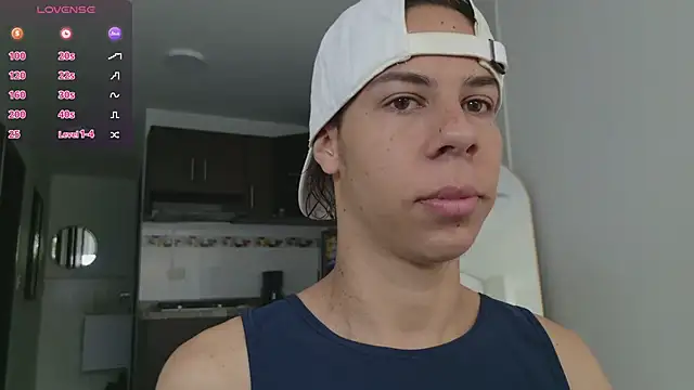 Snapshot of grey___27 chatting on March 3, 2026, 11:39 am grey 27 online show from March 3, 2026, 11:39 am