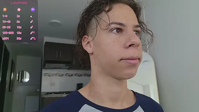 Snapshot of grey___27 chatting on March 9, 2026, 11:58 am grey 27 online show from March 9, 2026, 11:58 am