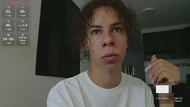 Snapshot of grey___27 chatting on April 1, 2026, 11:33 am grey 27 online show from April 1, 2026, 11:33 am