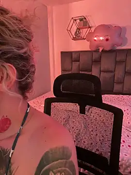 Bonnie vega online show from February 25, 2026, 10:09 pm