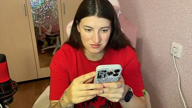 Snapshot of Katrin__kiss chatting on February 12, 2026, 4:40 pm Katrin kiss online show from February 12, 2026, 4:40 pm