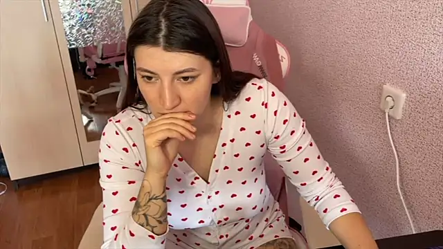 Snapshot of Katrin__kiss chatting on March 8, 2026, 10:40 am Katrin kiss online show from March 8, 2026, 10:40 am