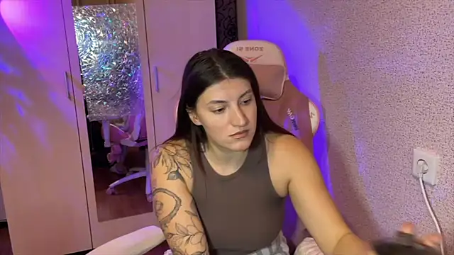 Snapshot of Katrin__kiss chatting on February 28, 2026, 4:28 pm Katrin kiss online show from February 28, 2026, 4:28 pm