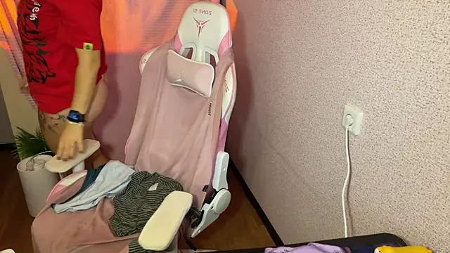 Snapshot of Katrin__kiss chatting on November 26, 2025, 6:52 pm Katrin kiss online show from November 26, 2025, 6:52 pm