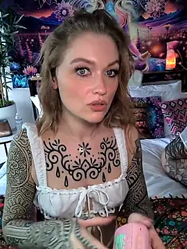 Goldloeckchen159 online show from February 27, 2026, 11:48 pm