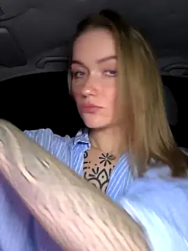 Goldloeckchen159 online show from December 2, 2025, 9:27 pm