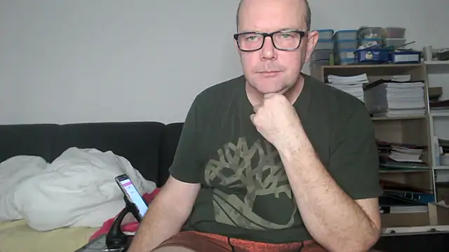 hairy orbite online show from November 27, 2025, 8:26 am