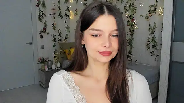 ContinentOfTranquility online show from November 11, 2025, 1:11 am