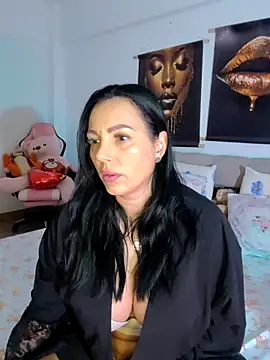 ReiyaRey online show from April 2, 2026, 8:37 pm